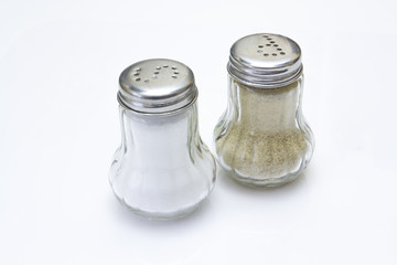 salière et poivrière 