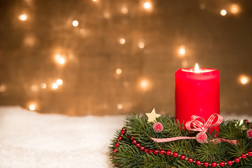 adventskranz mit kerze