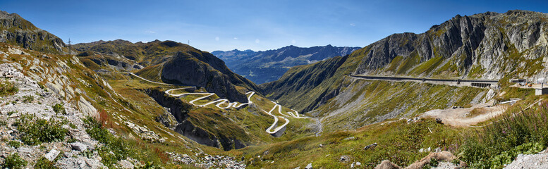 Passo San Gottardo, Aussicht auf die Tremola Passstraße