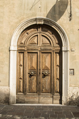 Fototapeta na wymiar Old Door Italy