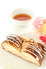 Icing sweet bread for breakfast image