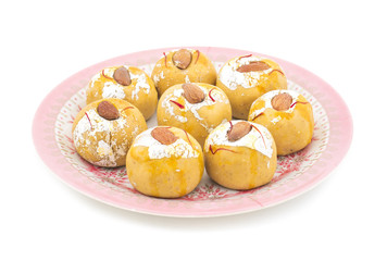 Besan Laddu