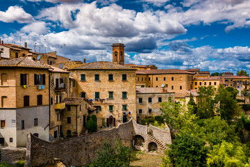 Fototapeta na wymiar Beautiful panoramic view of medieval town Volterra in Tuscany Italy 