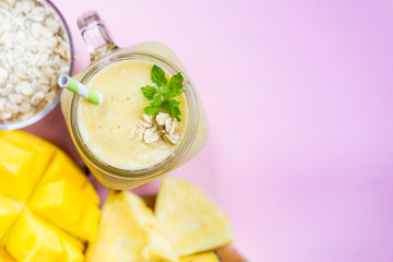 Mango, Banana, Pineapple and Oatmeal Smoothie in the Jar
