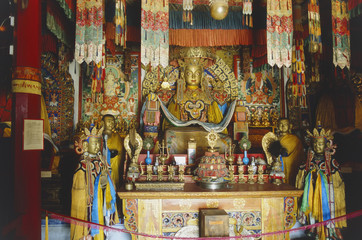 Altar im Klostertempel, Karakorum, Mongolei