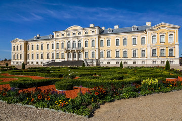 Fototapeta na wymiar Baroque palace in Rundale, Latvia