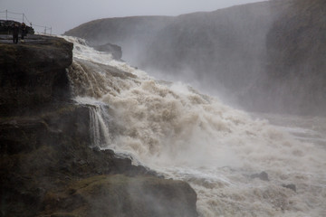 Der Gullfoss Wasserfall in Island