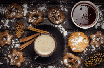 coffee, gingerbread and strawberry jam