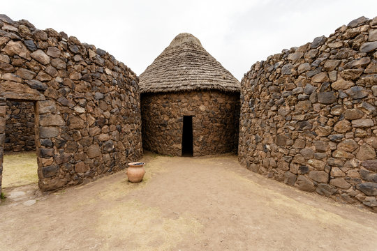 Raqchi, sacred valley, Peru 