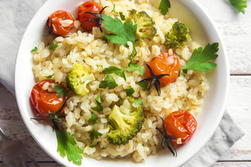 Bulgur with vegetables