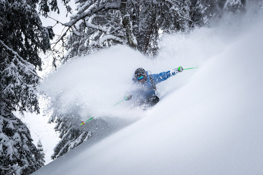 Man skiing in powder snow, Zauchensee, Salzburg, Austria 