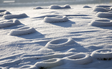 Naklejka premium Reifen unter Schnee