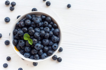 A bowl of blueberries, top view