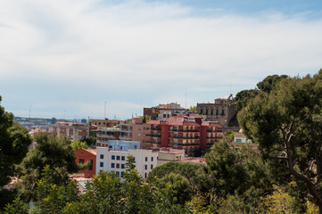 Fototapeta na wymiar apartment buildings in the hills of Barcelona