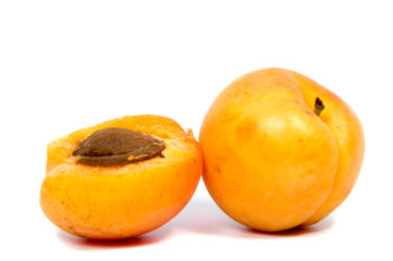 Fototapeta na wymiar Large juicy peaches. Useful dietary and vegetarian food.