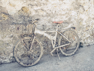 Fototapeta na wymiar old bike