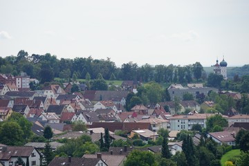 Fototapeta na wymiar Auf der Schwäbischen Alb - Stadt-Panorama Giengen an der Brenz 
