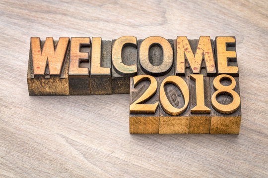 Welcome 2018 - banner in wood type