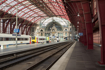 Fototapeta na wymiar Railway station in Antwerpen Belgium