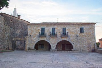 Fototapeta na wymiar Barri Vell of Girona, Spain