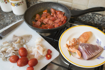 seafood sauce with fresh tomatoes