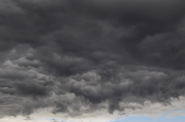 Fototapeta premium Rain clouds, a dramatic backdrop