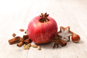 red apple and spices