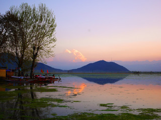 Colorful sunset at Dal Lake in Srinagar, Kashmir, India