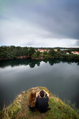 Fototapeta premium Pärchen am See in Sachsen Leipzig