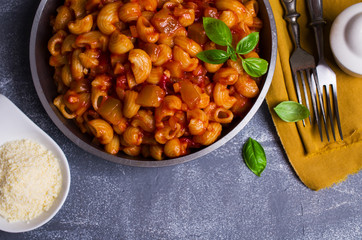 Pasta with vegetables