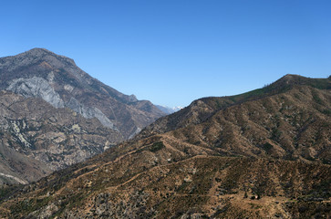 Fototapeta na wymiar Mountain landscape in Kings Canyon National Park, California, USA