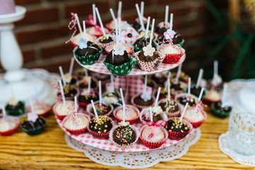 Süßigkeiten auf einer Candybar