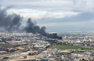 Obraz premium Haifa, Israel- December 25, 2016 : Haifa Refinery on fire in Haifa, Israel