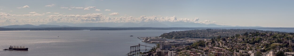 Panorama of Seattle and Mountain Range
