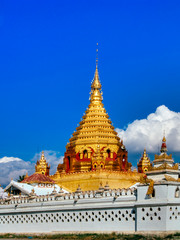 Fototapeta premium Myanmar, Inle lake - Main Paya top