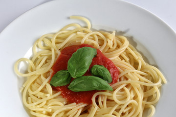 Spaghetti with tomato and basil, italy