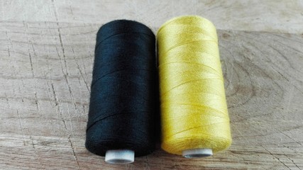 Zwirn gelb schwarz