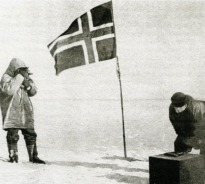 Amundsen expedition - norwegian flag at the South Pole, 1911 