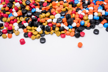 Mix Plastic pellets. Colorant for plastics.