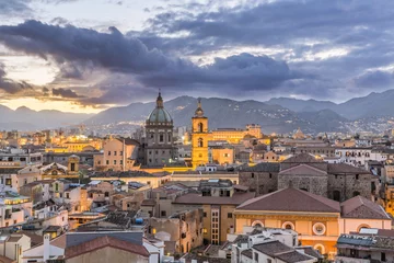 Foto op Aluminium Avond uitzicht op Palermo © Iurii