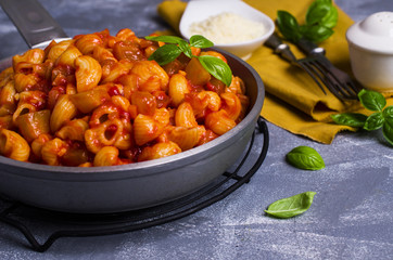 Pasta with vegetables