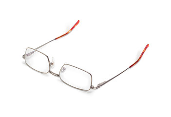 Modern classic mens eyeglasses in metal rim