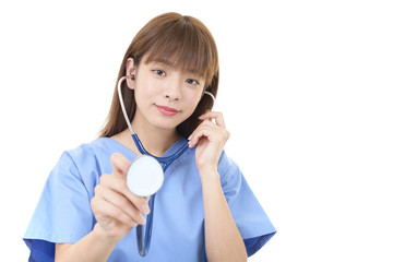 笑顔の女医
