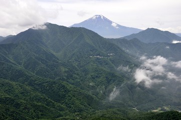 Fototapeta premium Góra Fuji widziana z Matsuyamy z Imakurayamy