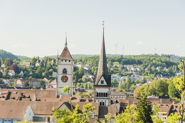 Fototapeta premium Schaffhausen, Stadt, Altstadt, Altstadthäuser, Münsterkirche, St, Johann, Pfarrkirche, Stadtrundgang, Rhein, Frühling, Sommer, Schweiz