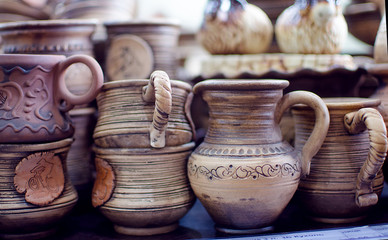 Fototapeta na wymiar Ukrainian utensils made of clay