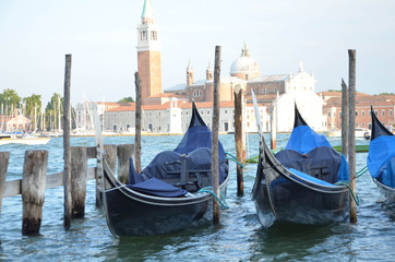 Fototapeta na wymiar beautiful gondola in the venetian water