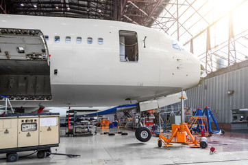 Nasal part of the aircraft, the cockpit, the trunk, in the hangar on maintenance repair