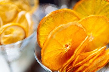 Fette di arancia essiccata per cocktail