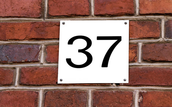 Hausnummer 37